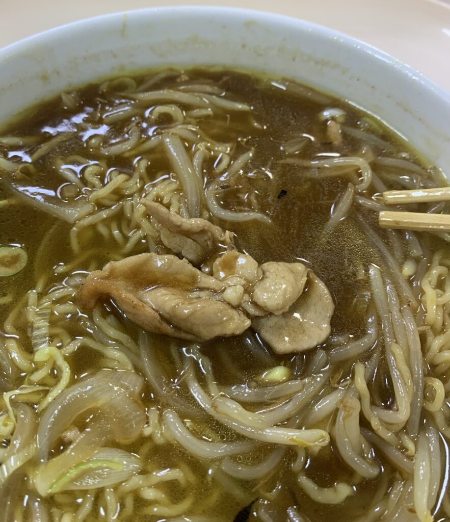 埼玉県行田市のラーメン屋、めんはうす健のカレーラーメン