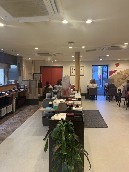 埼玉県加須市のステーキ＆ハンバーグ店、前田亭の店内